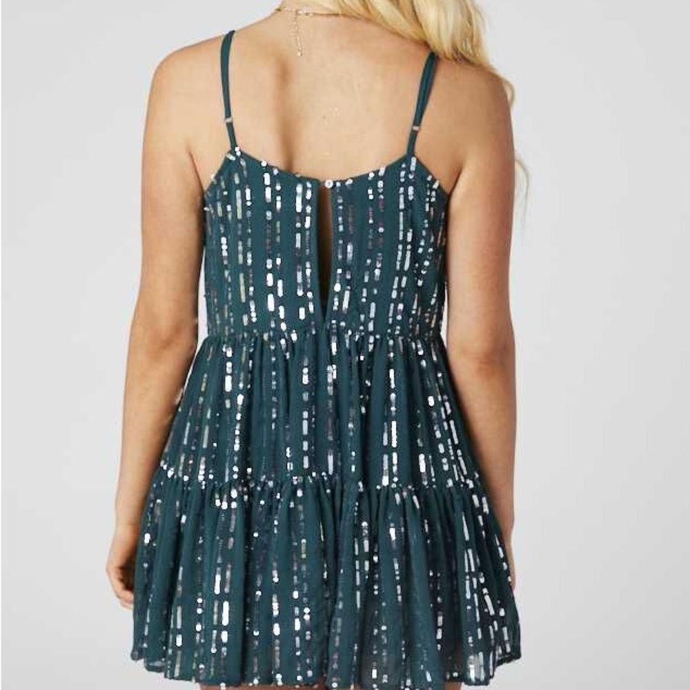 ALTAR’D STATE DARK GREEN SPARKLY DRESS